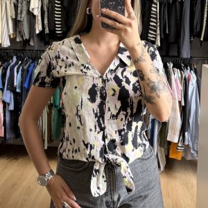 Camisa Indian con nudo