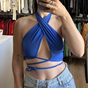 Top Shein azul francia, escote cruzado