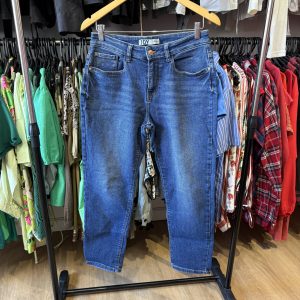 Jean JDY azul, estilo mom