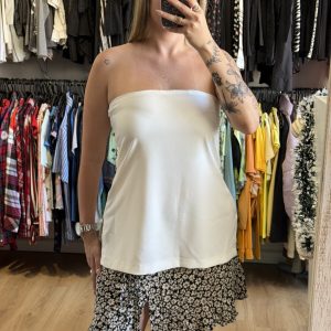 Blusa strapless blanca