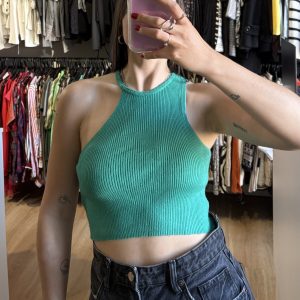 Top Indian verde asimetrico