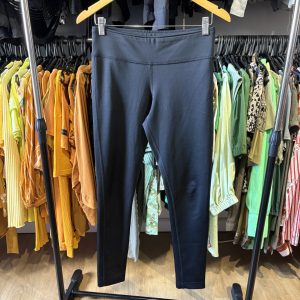 Calza Reebok negra deportiva