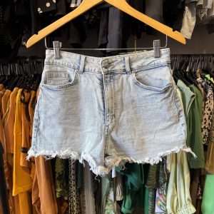 Short HyM celeste clarito