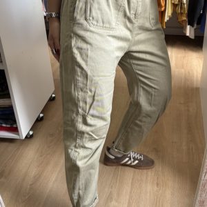 Jean Zara baggy verde pastel