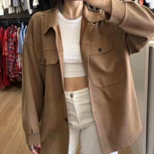 Sobre camisa Primark marrón