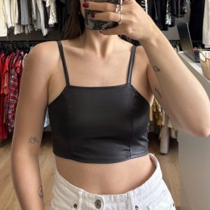 Top negro brilloso Paela