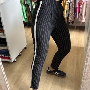 Pantalón Daniel Cassin negro con rayas