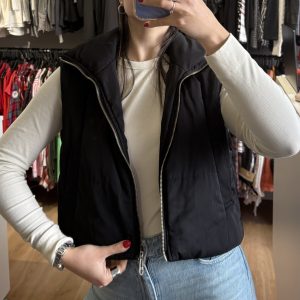 Chaleco Indian negro puffer