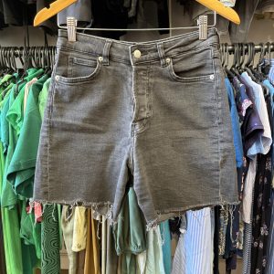 Short HyM negro/gris oscuro