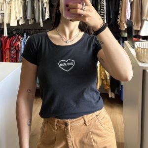 Remera negra DOG MOM