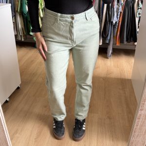 Jean Only verde pastel