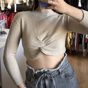 Buzo HyM beige con nudo