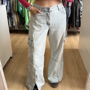 Jean Zara cargo con cierre