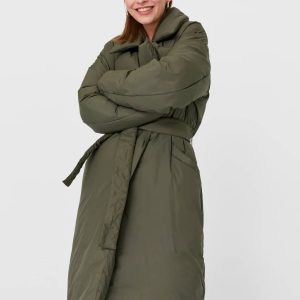 abrigos acolchados stradivarius