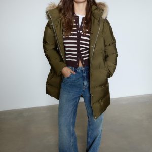 abrigos acolchados stradivarius