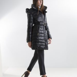 plumifero elegante mujer