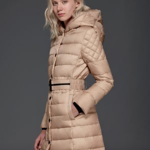 plumifero elegante mujer