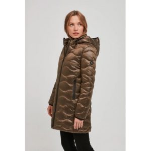 plumifero elegante mujer