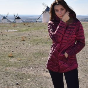 plumifero granate mujer