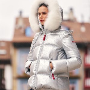 plumifero plateado mujer