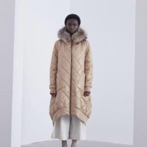 plumiferos beige mujer